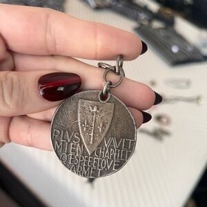 JEANNE D'ARC ARMORY CREST PENDANT NECKLACE